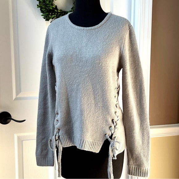 ⭐️ Elan Lace Up Chunky Sweater Heather Gray Crew Neck Size SMALL - Picture 2 of 12